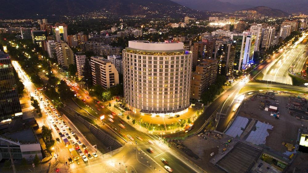 فندق Doubletree By Hilton Santiago Kennedy, Chile المظهر الخارجي الصورة