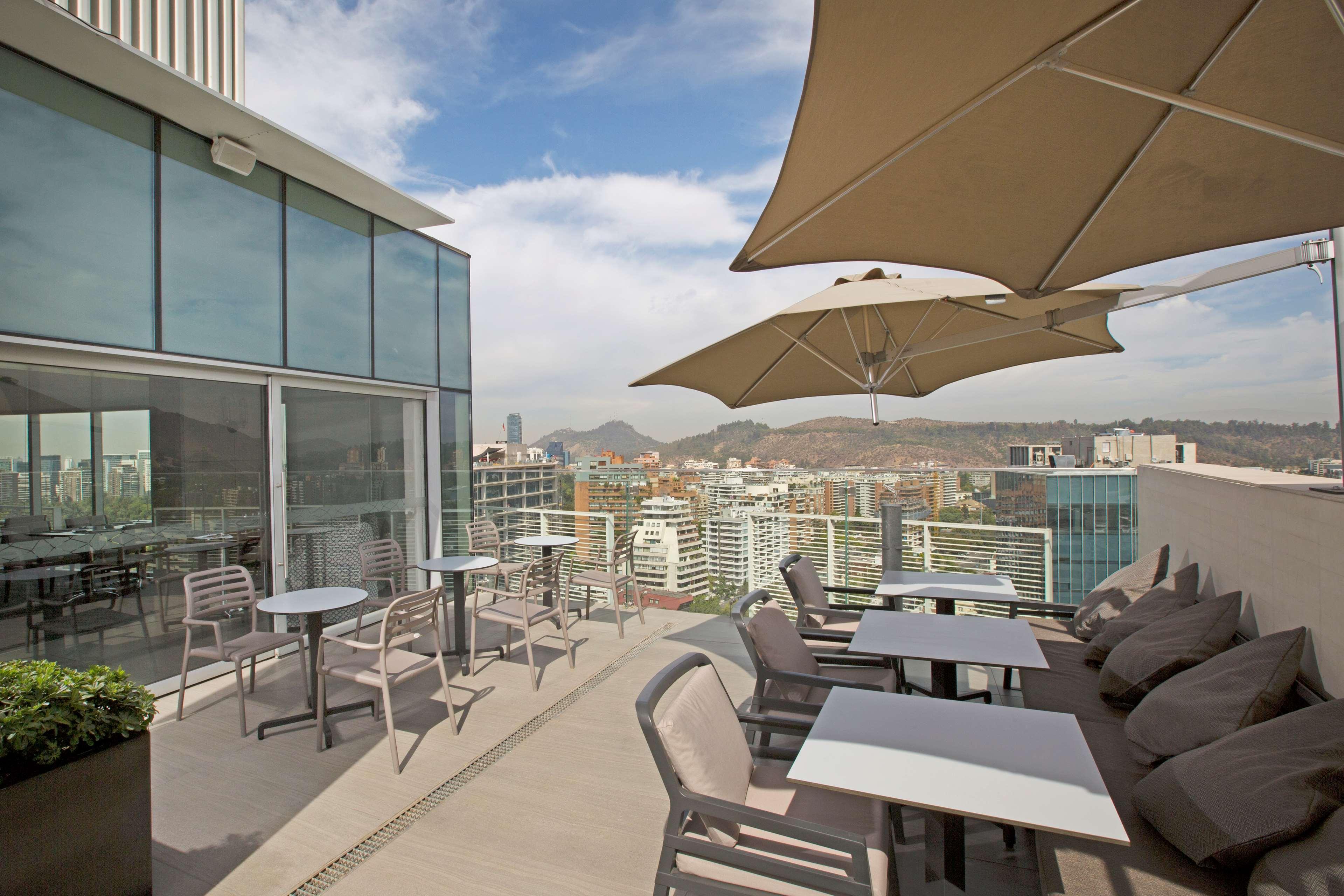 فندق Doubletree By Hilton Santiago Kennedy, Chile المظهر الخارجي الصورة