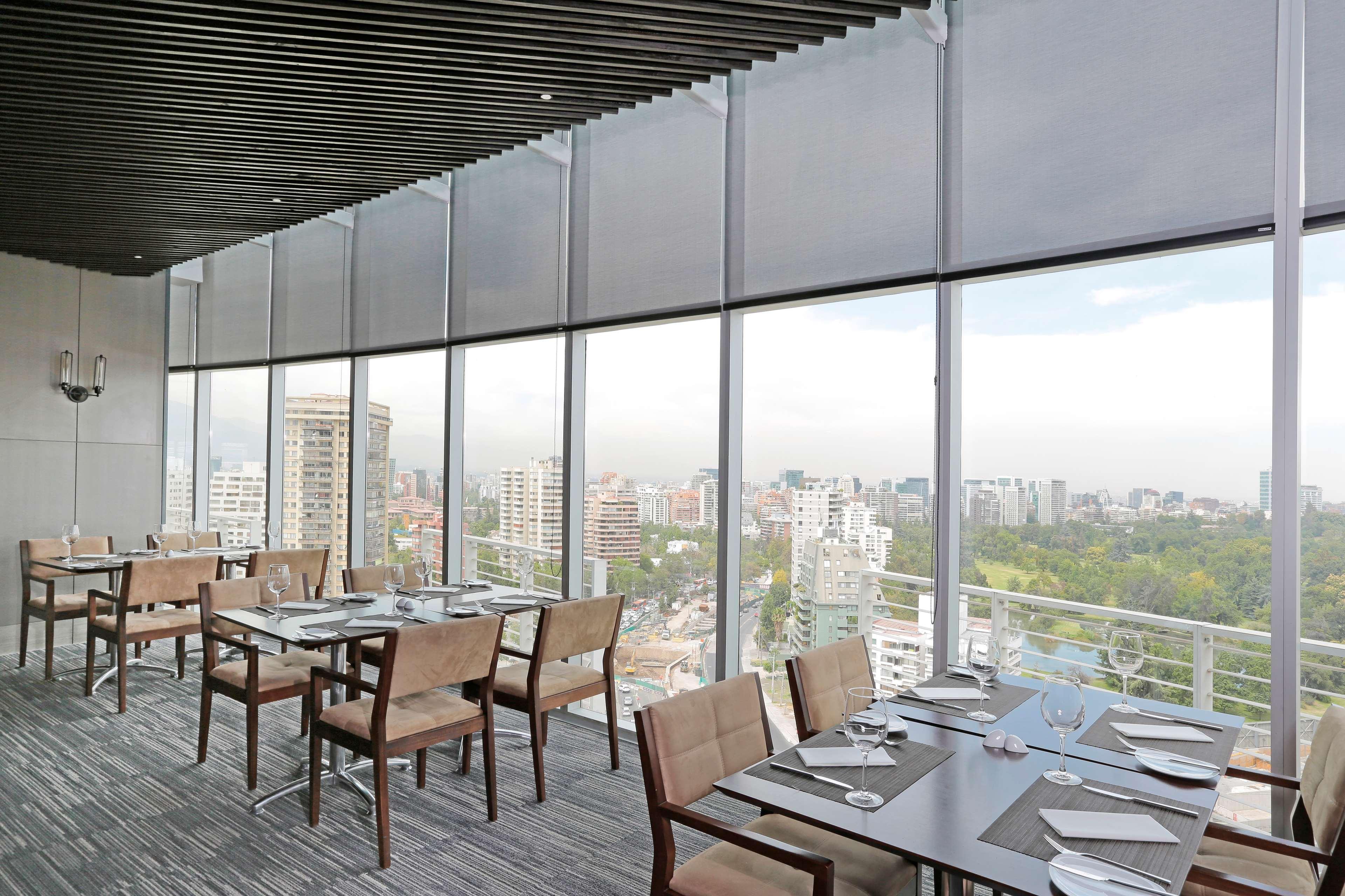 فندق Doubletree By Hilton Santiago Kennedy, Chile المظهر الخارجي الصورة