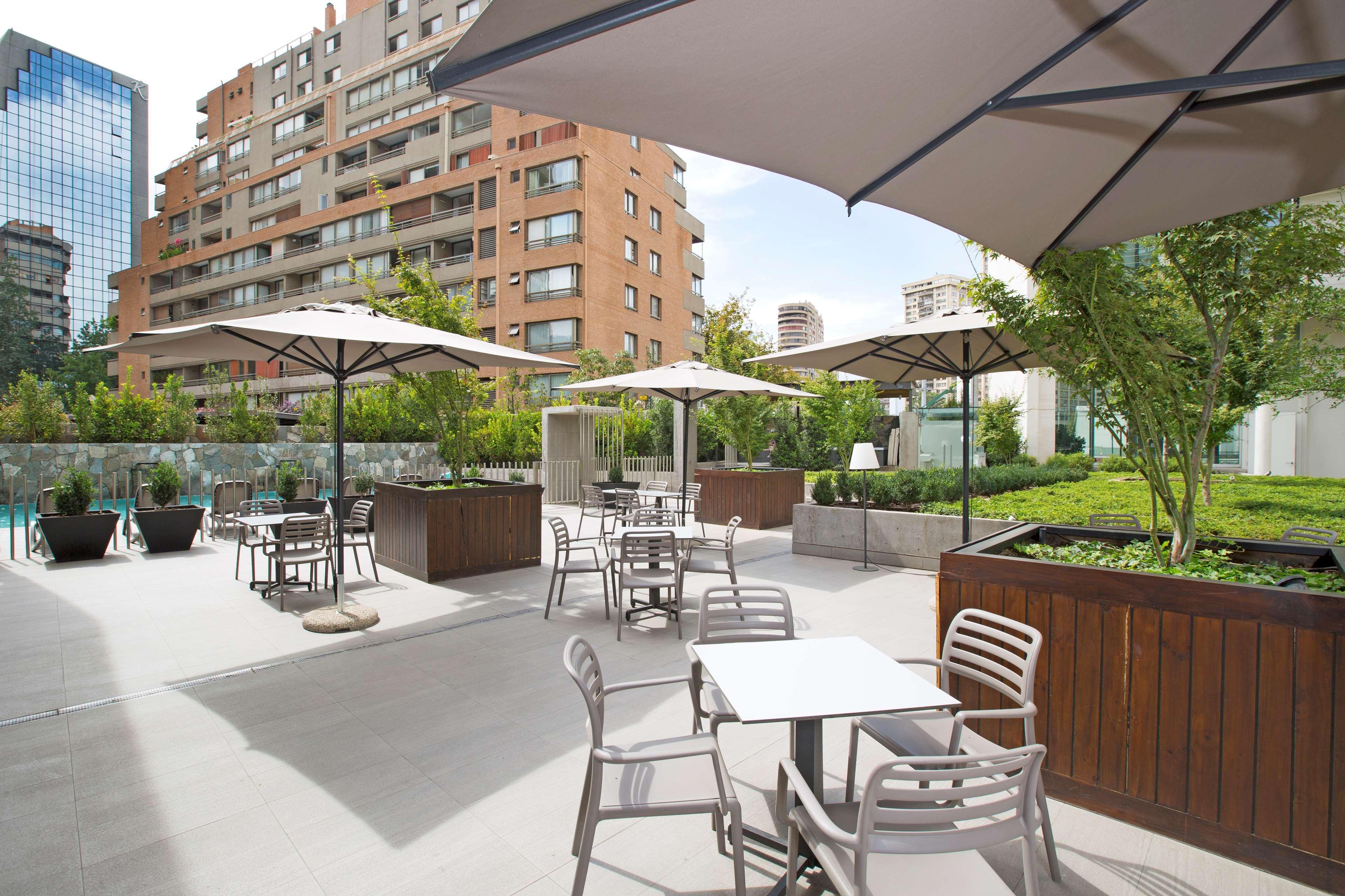 فندق Doubletree By Hilton Santiago Kennedy, Chile المظهر الخارجي الصورة