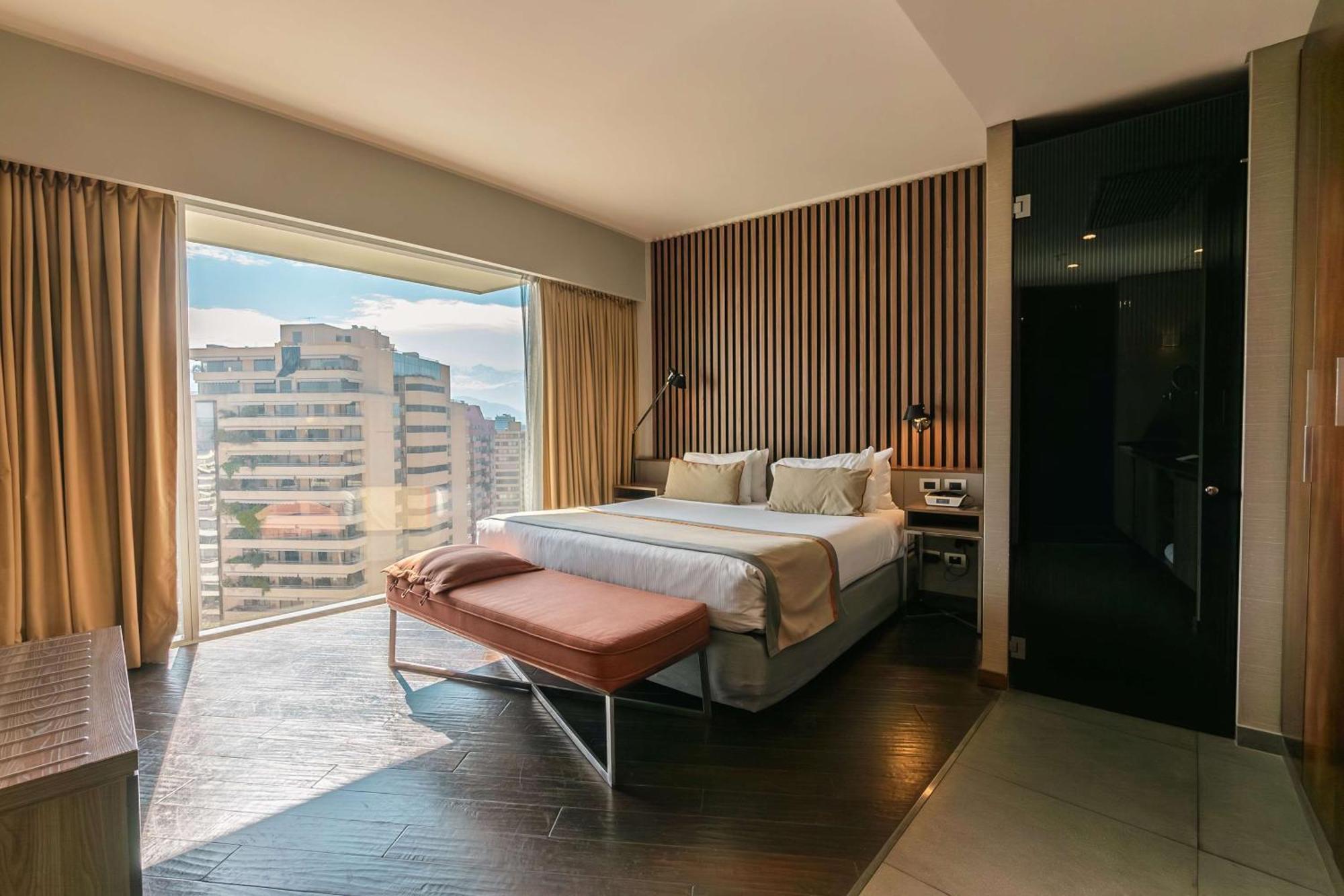 فندق Doubletree By Hilton Santiago Kennedy, Chile المظهر الخارجي الصورة