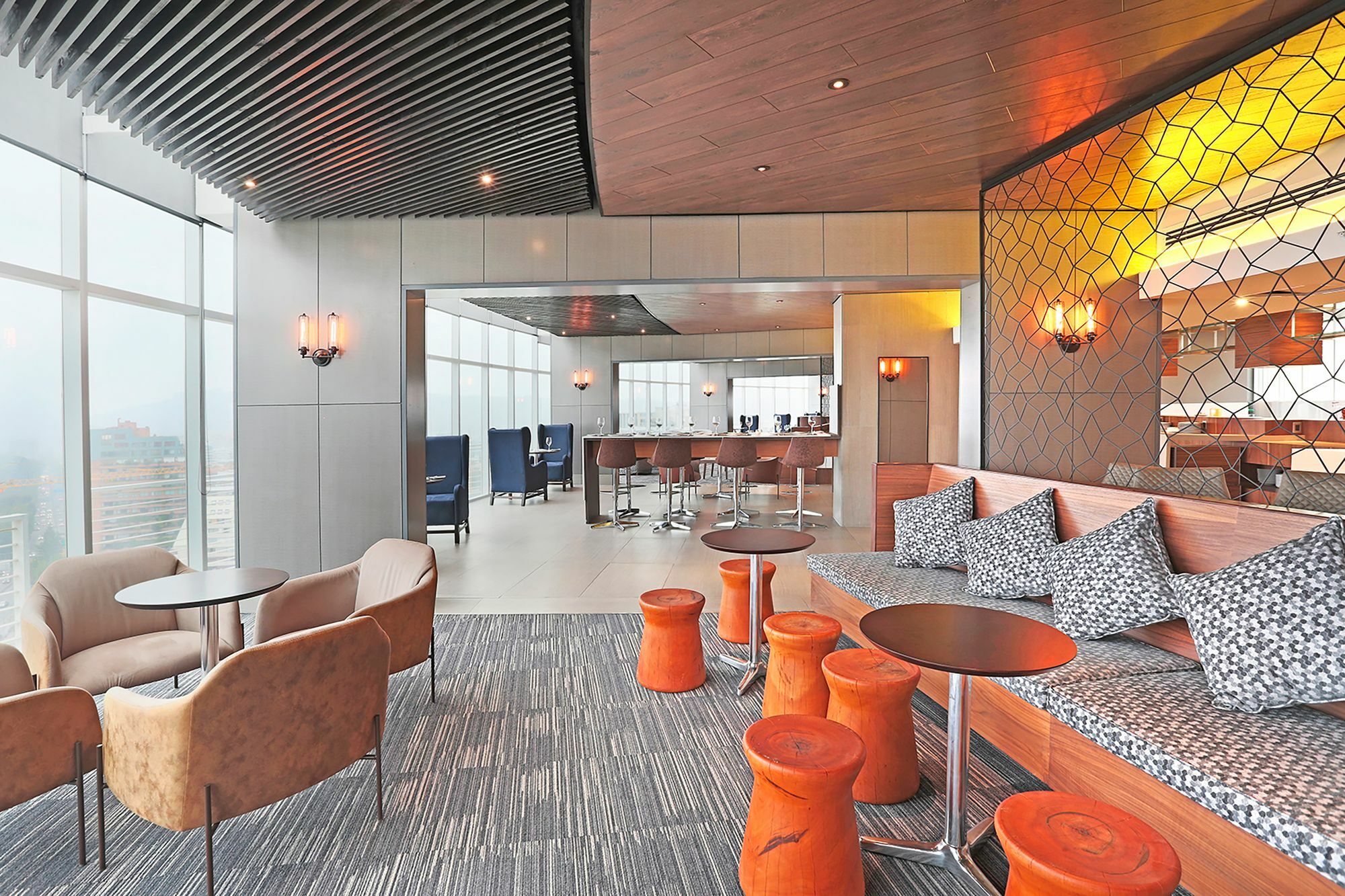 فندق Doubletree By Hilton Santiago Kennedy, Chile المظهر الخارجي الصورة