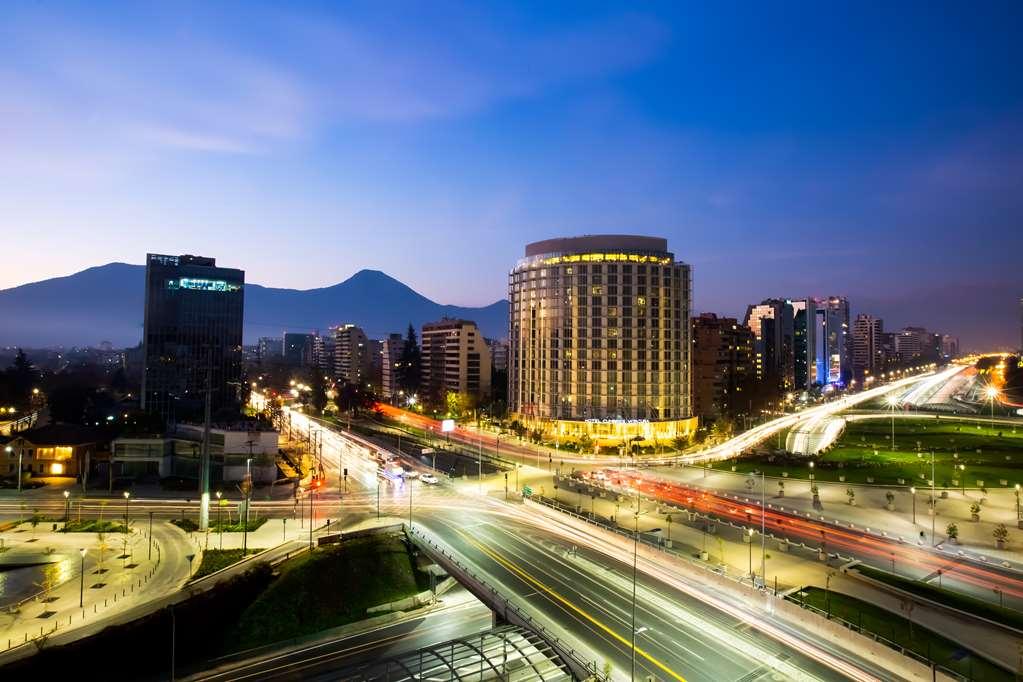 فندق Doubletree By Hilton Santiago Kennedy, Chile المظهر الخارجي الصورة